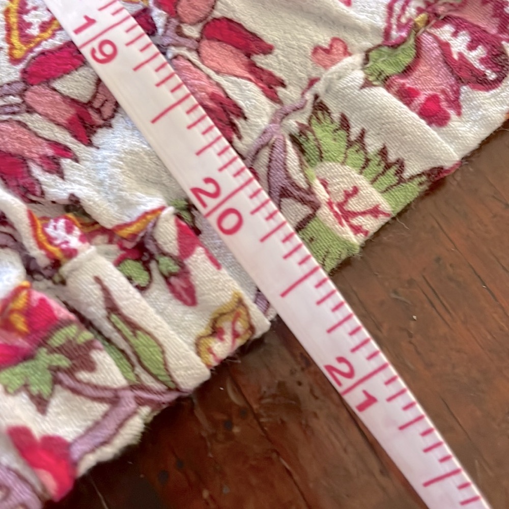 Loft Jungle Wrap V-Back Multicolor Floral Elasticized Hem Top EUC  Size Medium - Picture 12 of 14